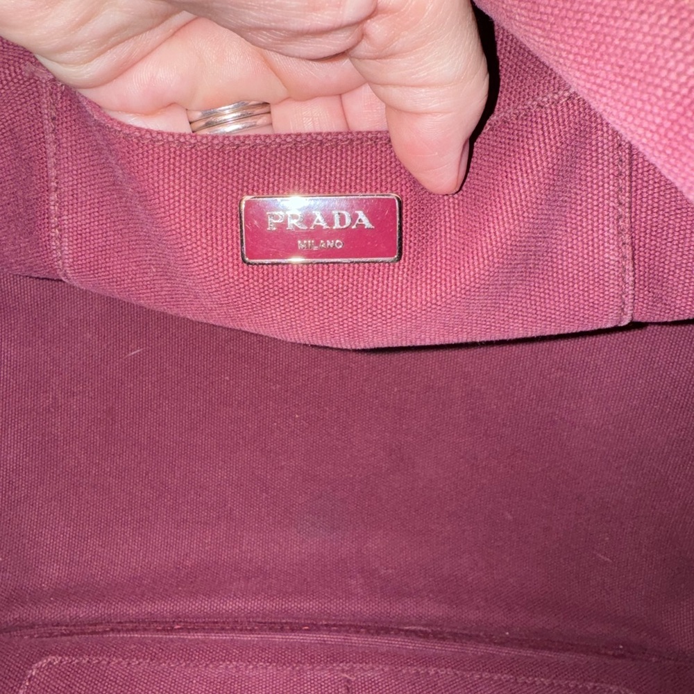 Authentic Prada Canapa - Picture 8 of 16